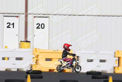 media/Nov-06-2022-SoCal Trackdays (Sun) [[208d2ccc26]]/Around the Pits/